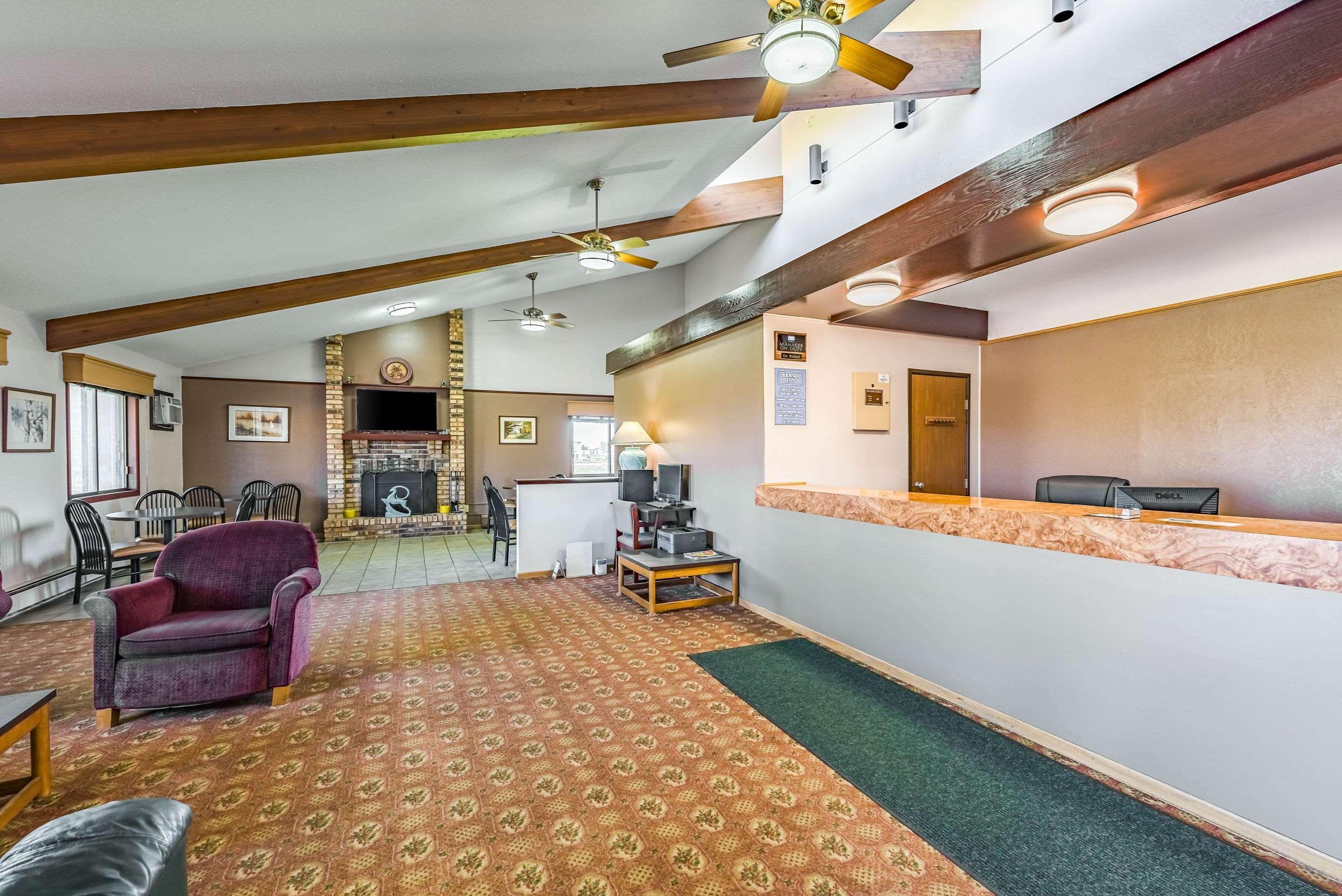 Rodeway Inn Saint Joseph Bagian luar foto