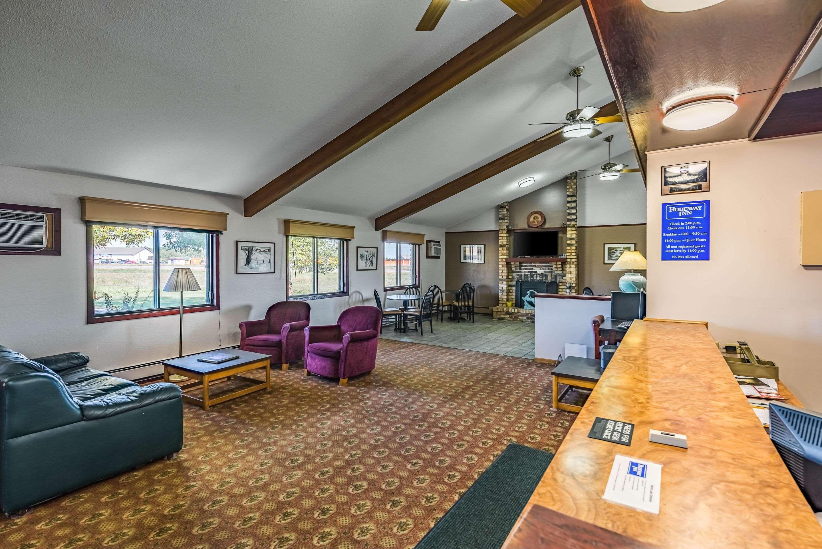 Rodeway Inn Saint Joseph Bagian luar foto